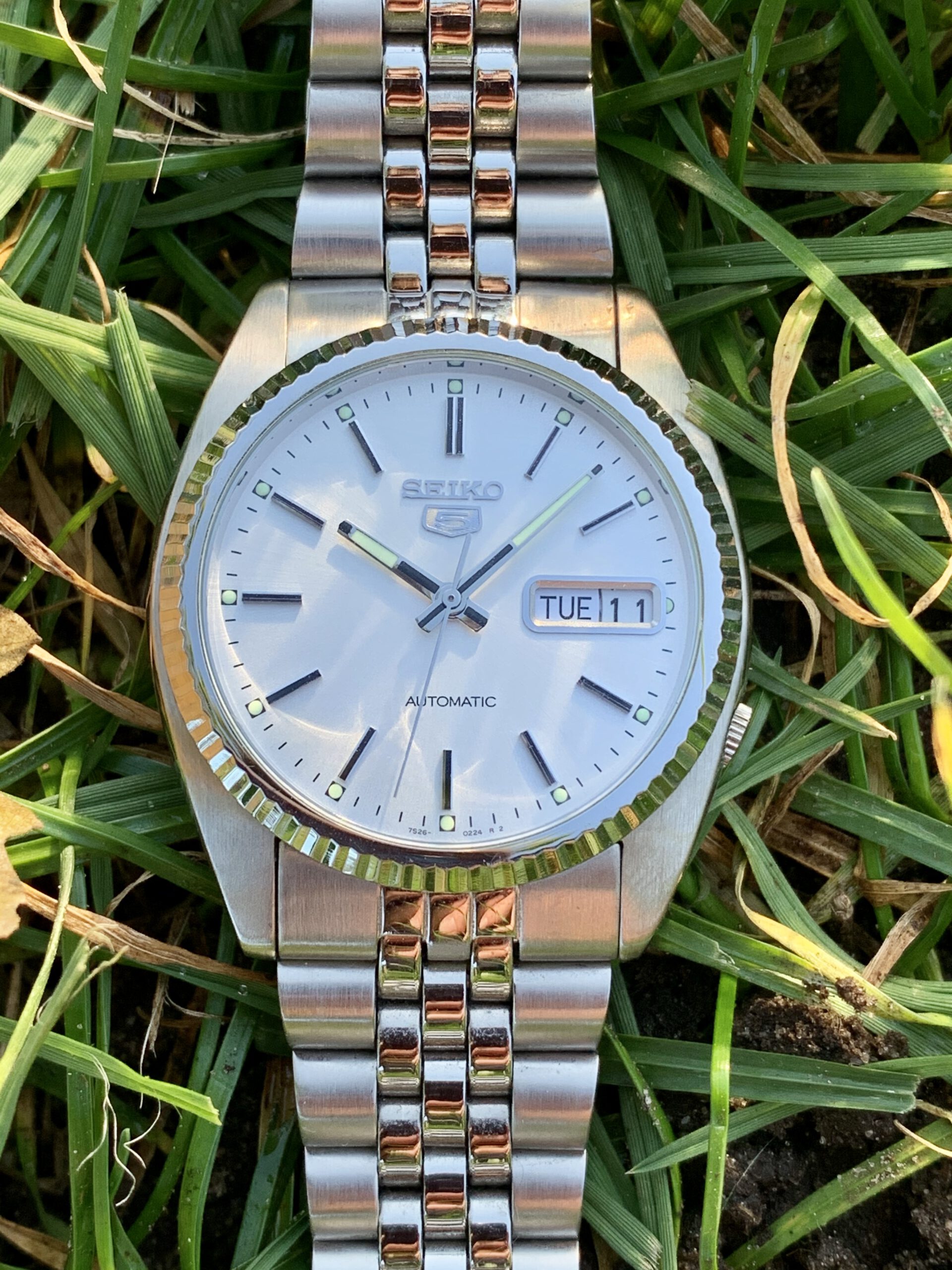 seiko men's snxj89